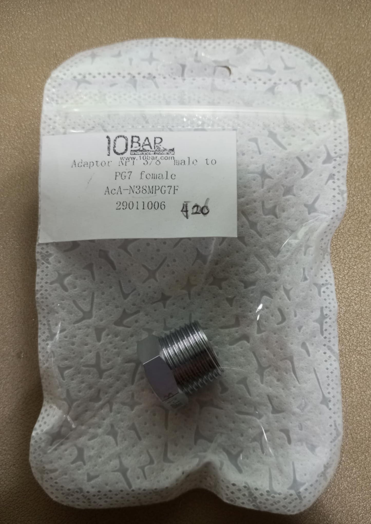 10BAR ADAPTOR NPT 3/8" MALE TO PG7 FEMALE