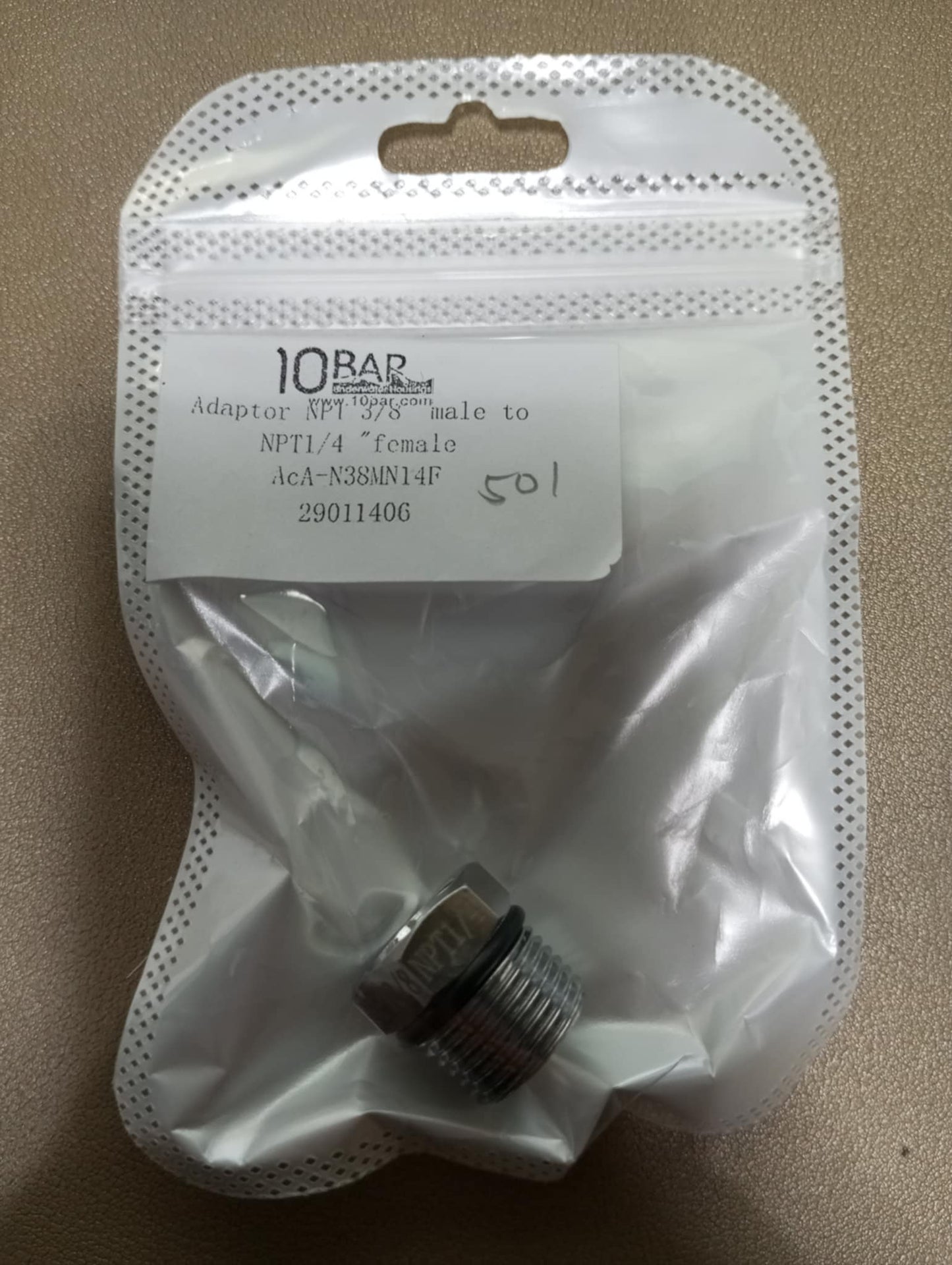 10BAR ADAPTOR NPT 3/8" MALE TO NPT 1/4" FEMALE